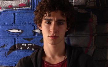 Biographie de Robert Sheehan