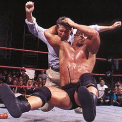 Le STUNNER sur Vince MacMahon : le pêché mignon d'Austin !
