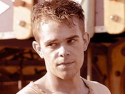 Ben Hawkins cache un étrange secret
