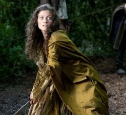 Isabella (Lara Pulver)