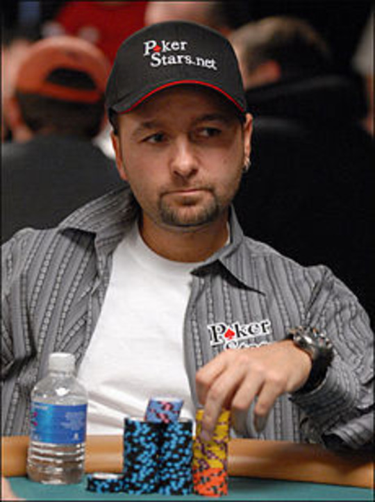 Poker After Dark: jeu entre pros, jeu sans cadeaux 