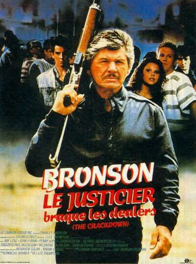Mitch Pileggi dans Le justicier braque les dealers