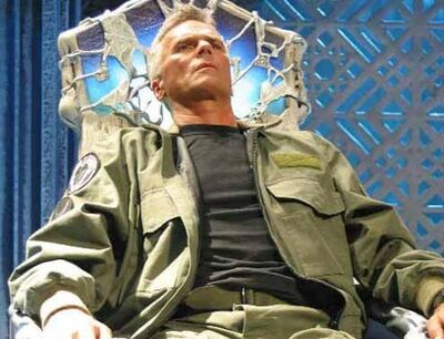 Richard Dean Anderson dans Stargate SG-1 - Saison 7